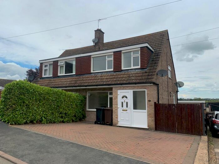 3 Bedroom Semi-Detached House To Rent In Buckminster Close, Melton Mowbray, LE13