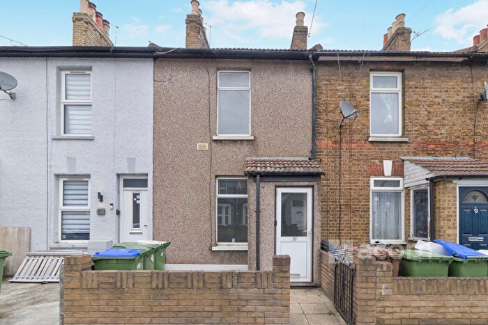 3 Bedroom Terraced House To Rent In Manor Road, Erith, DA8