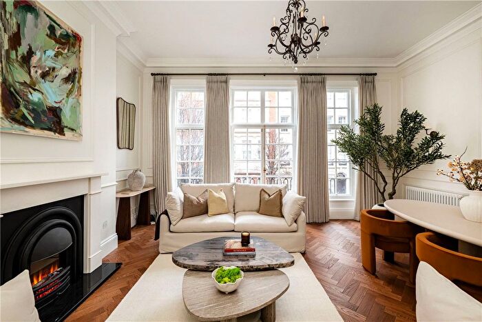 1 Bedroom Flat To Rent In Upper Brook Street, Mayfair, London, W1K