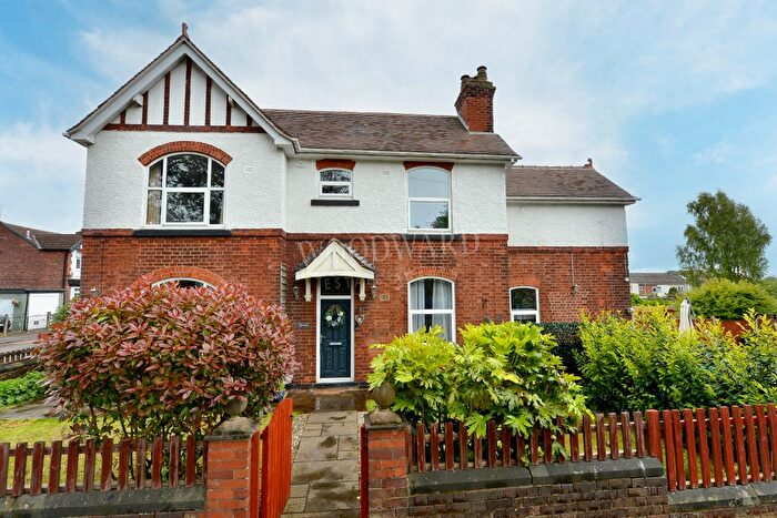 3 Bedroom Detached House For Sale In Bridle Lane, Leabrooks, DE55