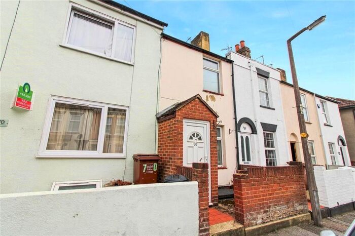2 Bedroom Terraced House To Rent In Burnt Oak Terrace, Gillingham, ME7