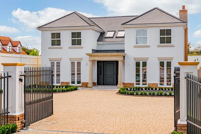 4 Bedroom Detached House For Sale In Spellbrook Lane West, CM23