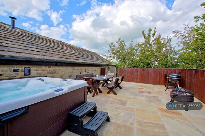 2 Bedroom Detached House To Rent In Skipton Road, Harrogate, HG3