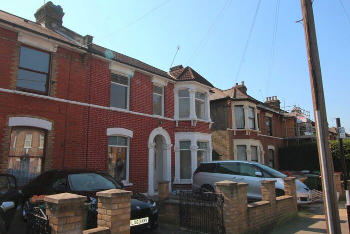 5 Bedroom Semi-Detached House To Rent In Windsor Road, London, E7