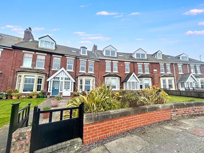 4 Bedroom Terraced House For Sale In Southcliff, Whitley Bay, Tyne & Wear, NE26