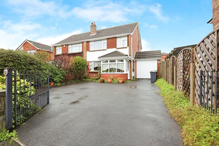 3 Bedroom Semi Detached House For Sale In Kinson Road, Bournemouth, BH10