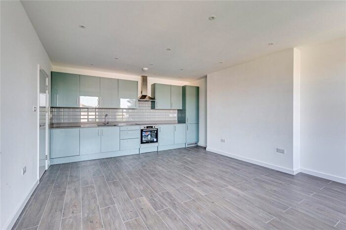 3 Bedroom Flat To Rent In Prince Arthur Road, Hampstead, NW3