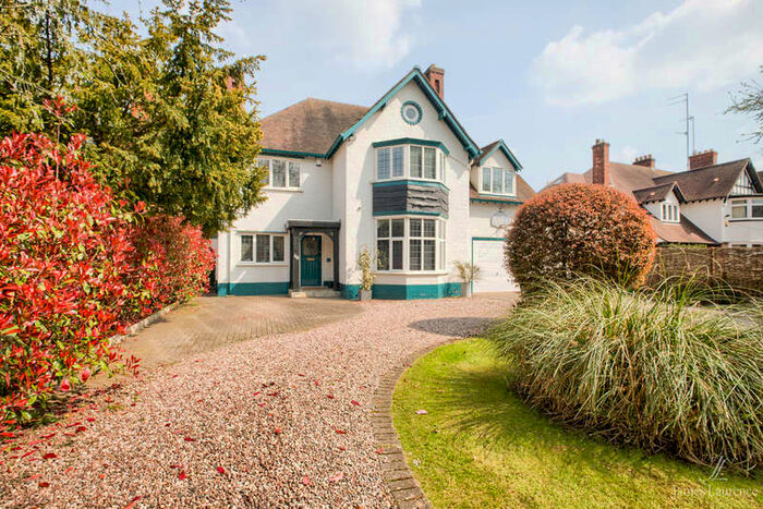 6 Bedroom Detached House For Sale In Sir Harrys Road, Edgbaston, B15