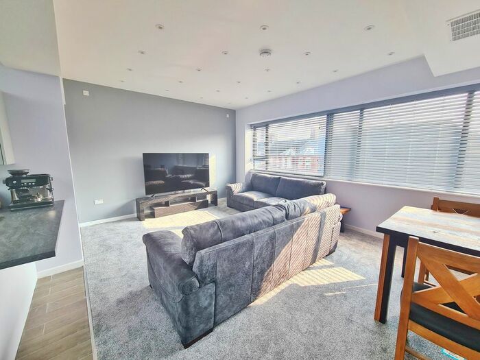 1 Bedroom Flat To Rent In Holly Close, Dovercourt, Harwich CO12