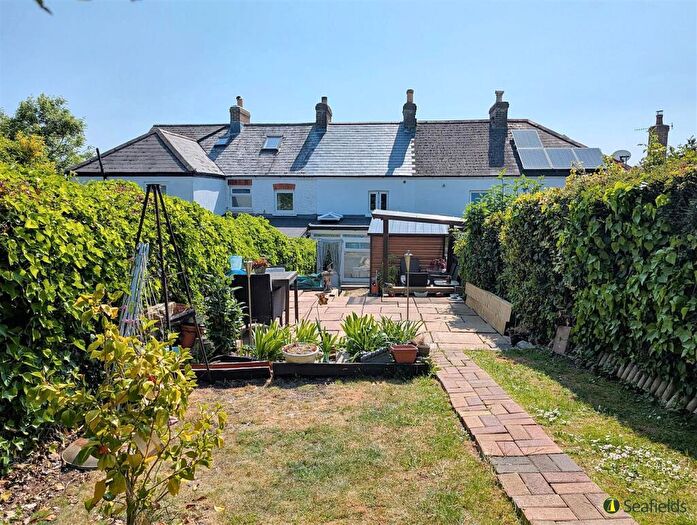 2 Bedroom House For Sale In The Mall, Brading, PO36