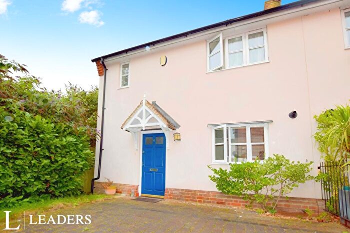 2 Bedroom End Of Terrace House To Rent In Scotfield Mews, CM8