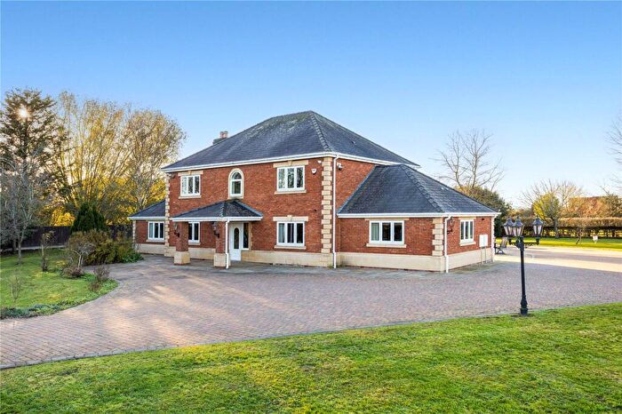 5 Bedroom Detached House For Sale In Tewkesbury Road, Twigworth, Gloucester, Gloucestershire, GL2