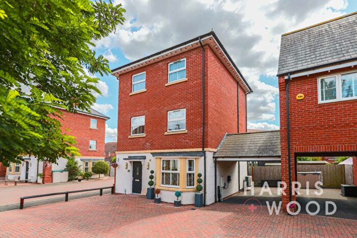 4 Bedroom Detached House For Sale In Constance Close, Witham, Essex, CM8