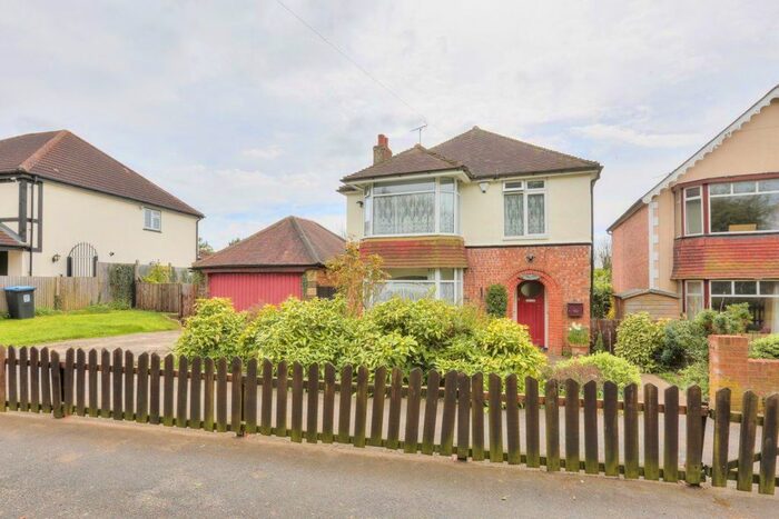 3 Bedroom Property To Rent In Old Watling Street, Flamstead, Hertfordshire, AL3