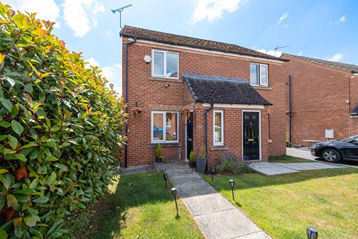 2 Bedroom Semi-Detached House For Sale In Kensington Close, Laughton Common, Dinnington, Sheffield, S25