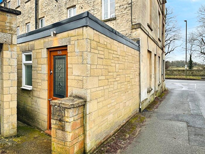 1 Bedroom Flat For Sale In Gloucester Road, Cirencester, Gloucestershire, GL7