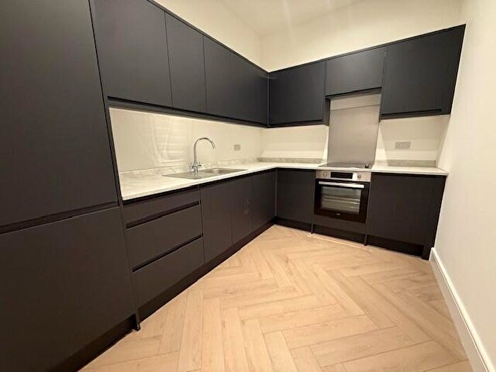 2 Bedroom Apartment To Rent In High Street, Croydon, CR0