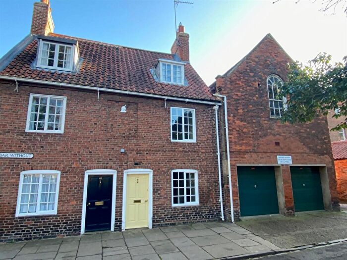 2 Bedroom Cottage To Rent In North Bar Without, Beverley, East Yorkshire, HU17