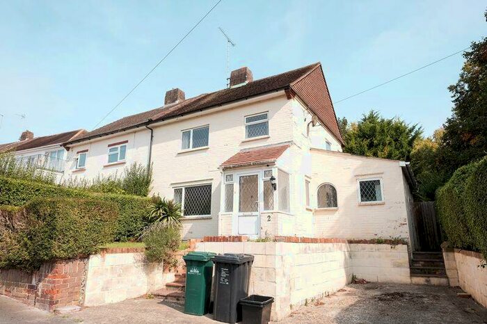 4 Bedroom Semi-Detached House To Rent In Norwich Drive, Brighton, BN2