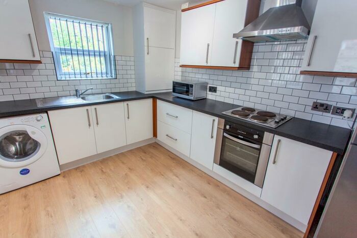 3 Bedroom House To Rent In Hannan Road, L6