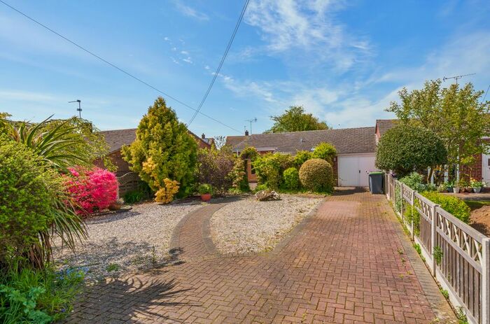 3 Bedroom Terraced Bungalow For Sale In Middlegate, Bassingham, Lincoln, LN5