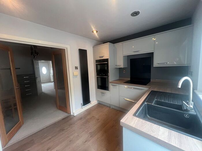 2 Bedroom Terraced House To Rent In Kings Road, Ashton-Under-Lyne, OL6