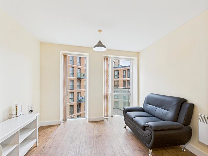 1 Bedroom Flat To Rent In Essex Street, City Centre, Birmingham, B5