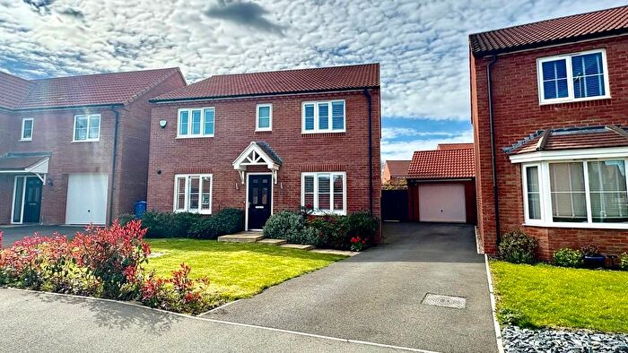 4 Bedroom Detached House For Sale In Field Avenue, Saxilby, Lincoln, LN1