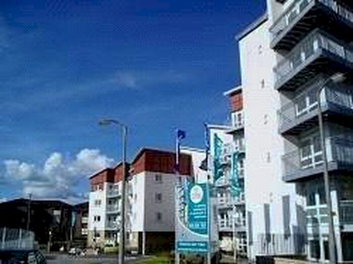 1 Bedroom Flat To Rent In Allanfield Place, Brunswick Road, Edinburgh, EH7