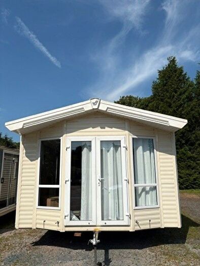 2 Bedroom Park Home For Sale In Wyreside, Out Rawcliffe, Preston, PR3