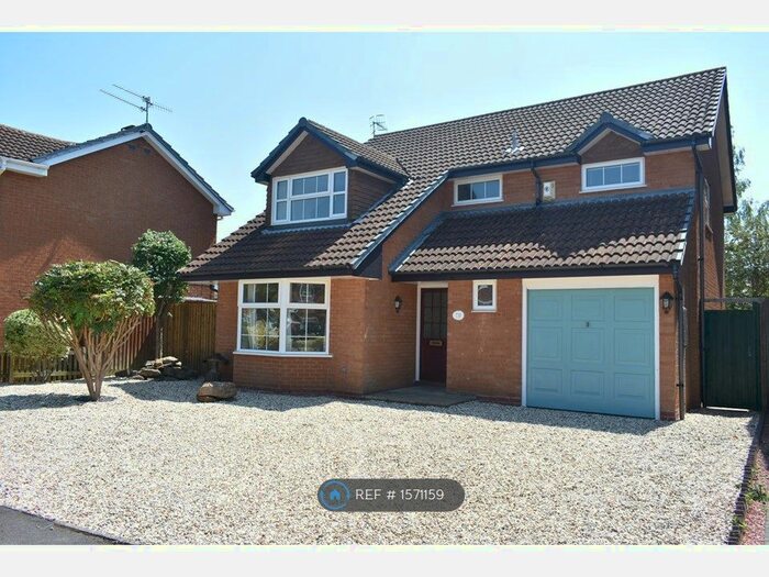 4 Bedroom Detached House To Rent In St Andrews Crescent, Stratford Upon Avon, CV37