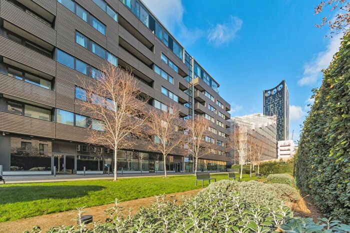 1 Bedroom Flat To Rent In Amelia Street, Elephant And Castle, London, SE17