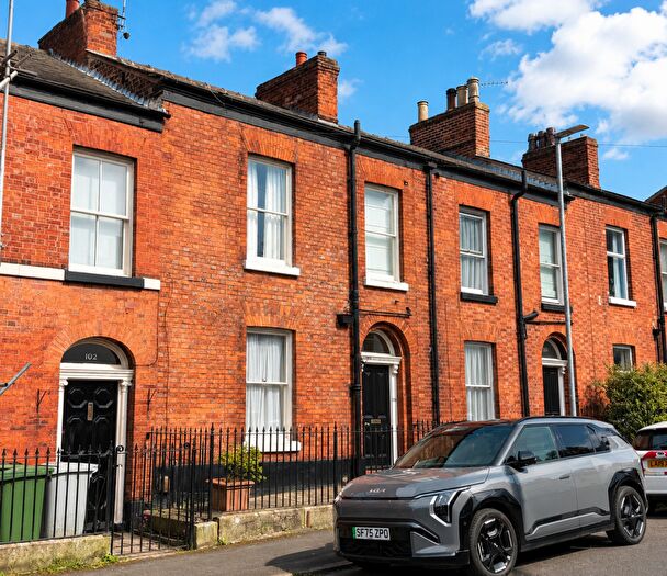 3 Bedroom Terraced House For Sale In Great King Street, Macclesfield, SK11