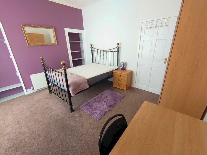 3 Bedroom Terraced House To Rent In Albert Edward Road, Kensington Fields, L7