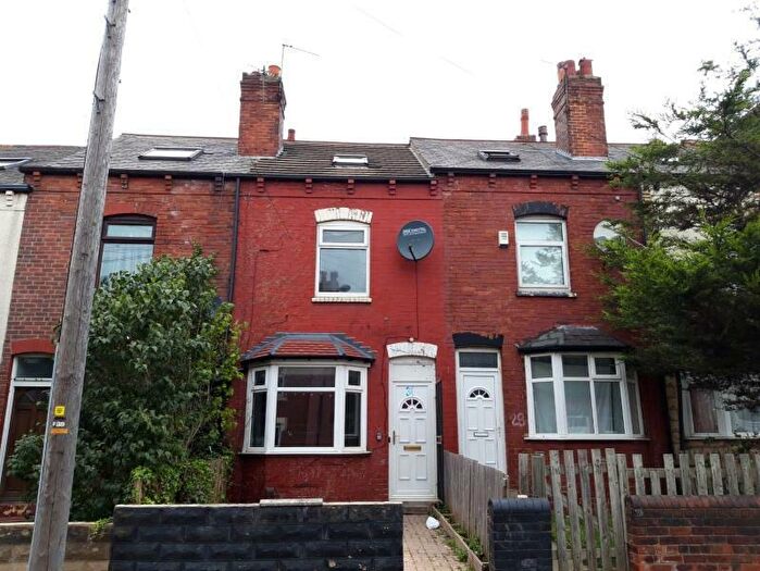 4 Bedroom Terraced House To Rent In Nowell Terrace, Leeds, LS9