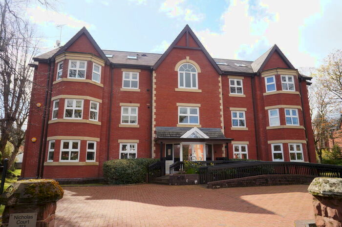 2 Bedroom Apartment To Rent In Nicholas Court, Didsbury, M20