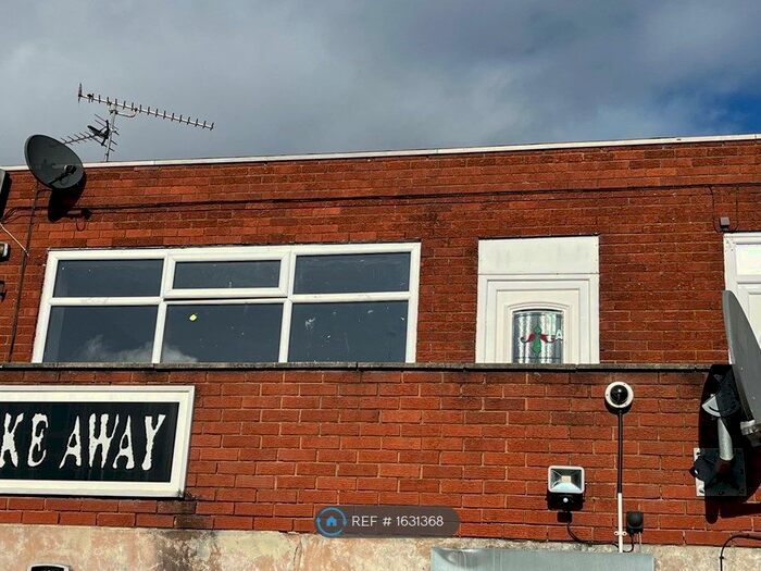 2 Bedroom Flat To Rent In Warstones Drive, Wolverhampton, WV4