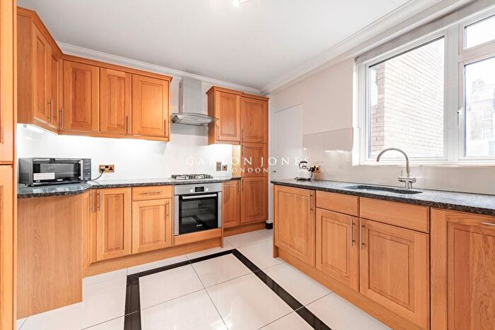 3 Bedroom Flat For Sale In Sussex Square, London, W2