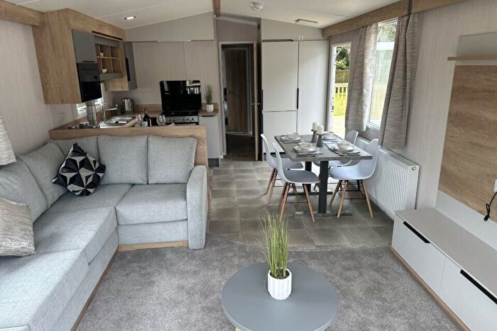 2 Bedroom Park Home For Sale In Crossburn Holiday Park, Edinburgh Road, Peebles, EH45