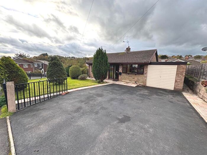2 Bedroom Detached House To Rent In Hawksworth Avenue Leek, ST13