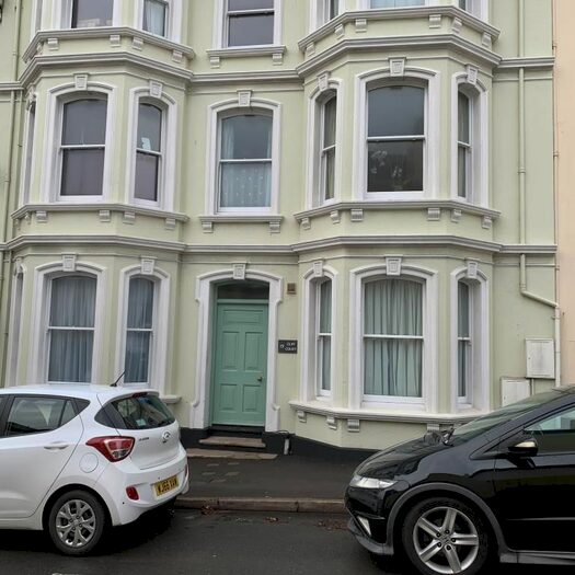 2 Bedroom Flat To Rent In Dawlish Street, Teignmouth, TQ14