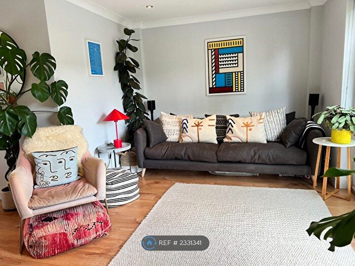 5 Bedroom Semi-Detached House To Rent In Avril Way, London, E4