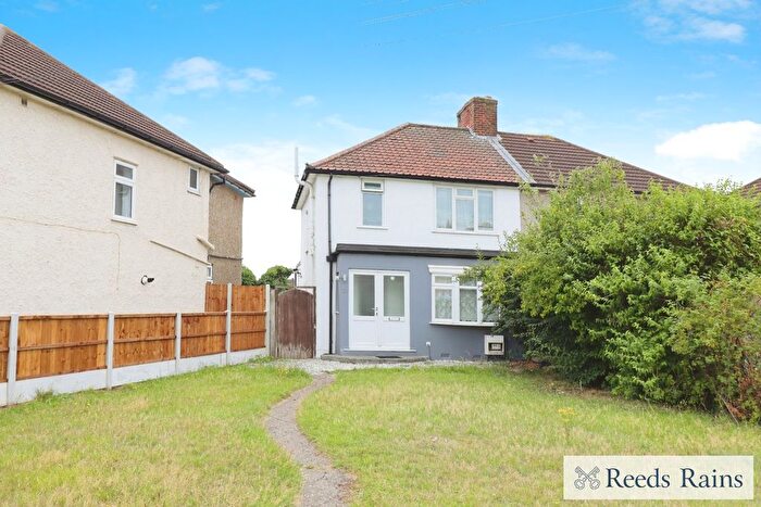 3 Bedroom Semi-Detached House To Rent In Malpas Road, Dagenham, RM9