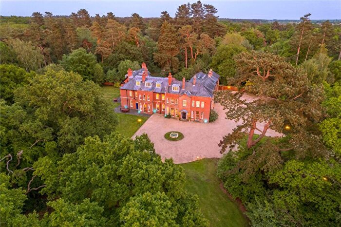 16 Bedroom Detached House For Sale In Manor Estate, Woodhall Spa, Lincolnshire, LN10