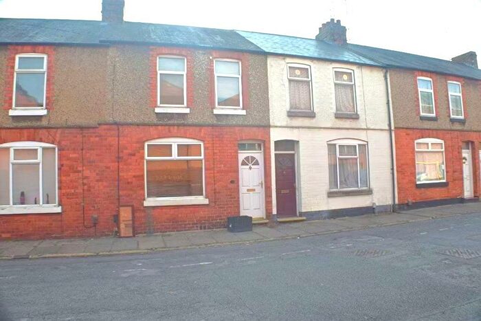 3 Bedroom Terraced House To Rent In Lincoln Road, Northampton, NN5