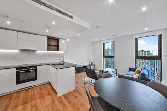 1 Bedroom Apartment To Rent In Marsh Wall, London, E14