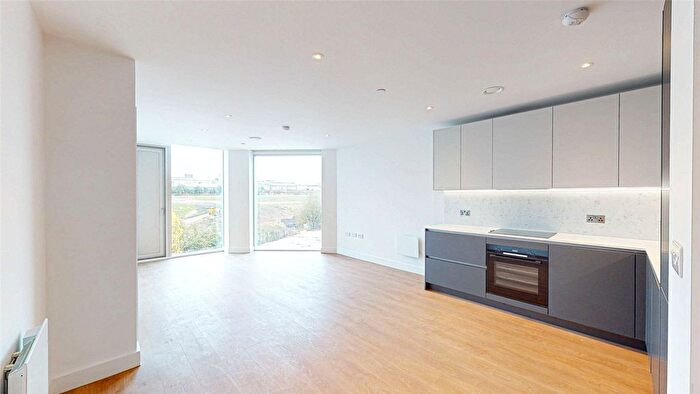 1 Bedroom Flat For Sale In Victoria Riverside, Parkview, Manchester, M4