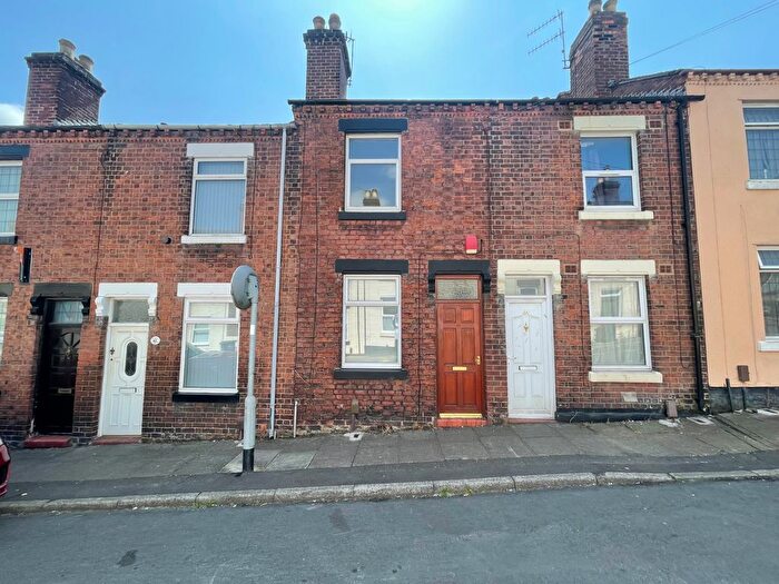 2 Bedroom Terraced House To Rent In Lewis Street, Stoke, Stoke-On-Trent, ST4