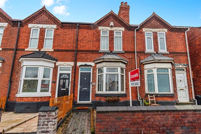 2 Bedroom Terraced House For Sale In Lichfield Road, Shelfield, Walsall, WS4