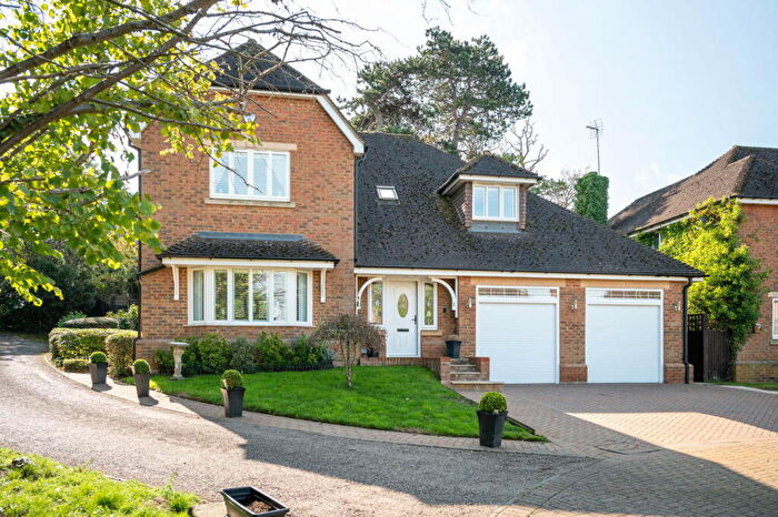 4 Bedroom Detached House For Sale In Ash Grange, Leighton Buzzard, LU7